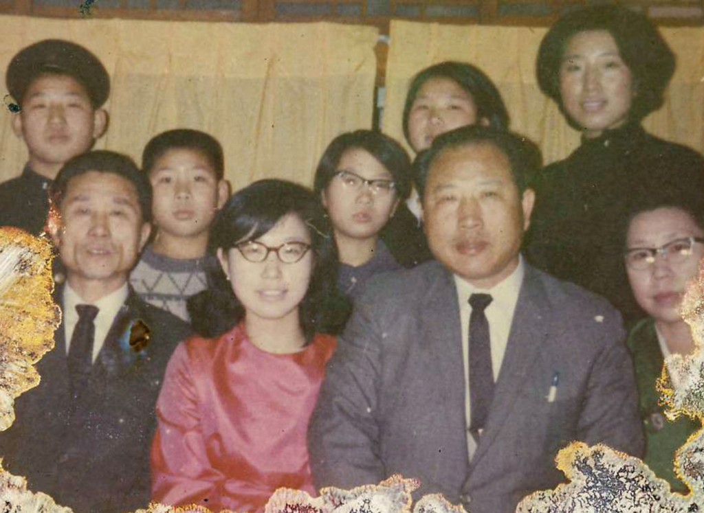 grandpa-with-children